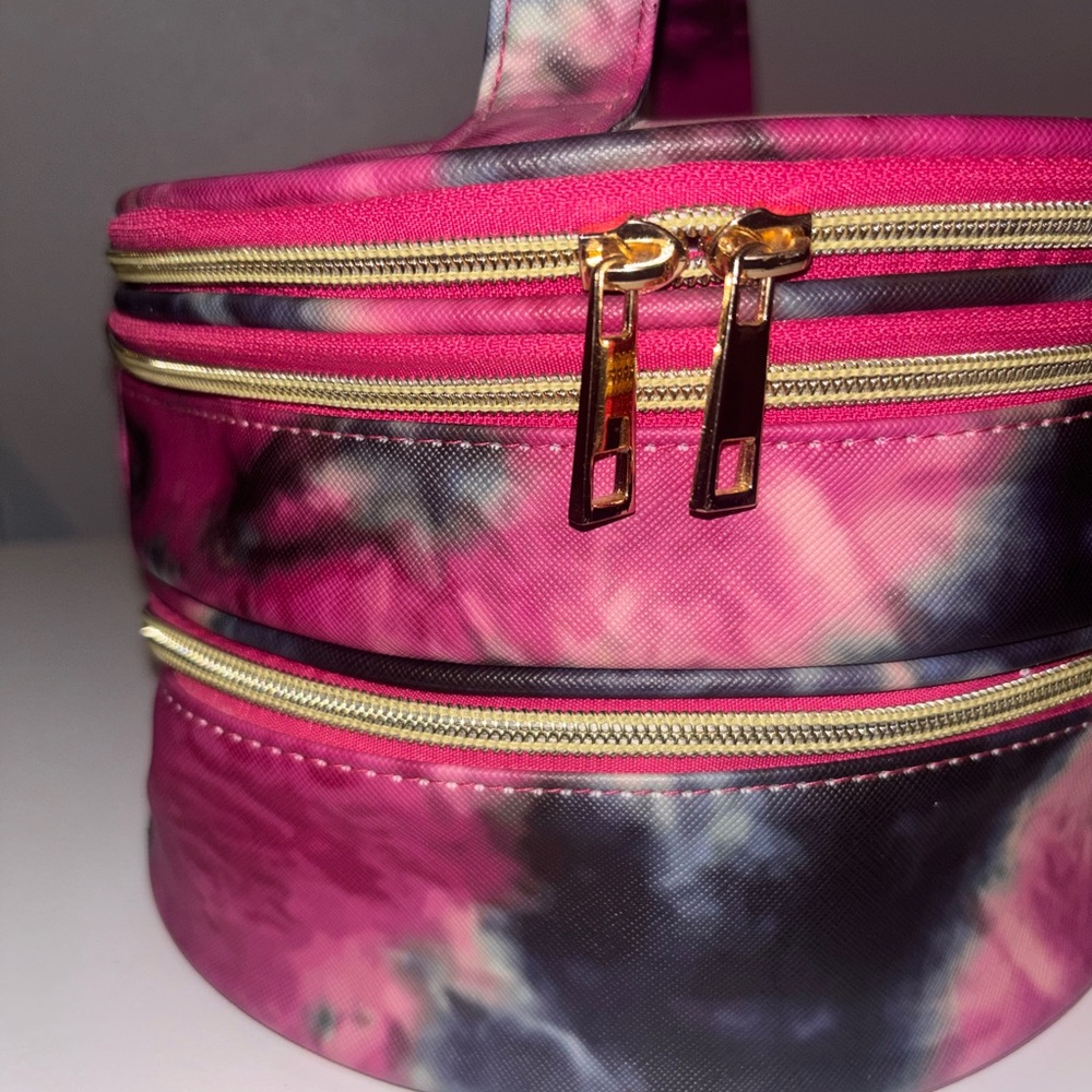 Under One Sky Pink Tie Dye Round Double Layer Cosmetic Case Makeup Train Bag - Picture 2 of 10